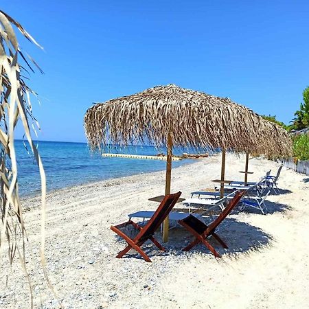 Villa Anna Nea Skioni Luaran gambar