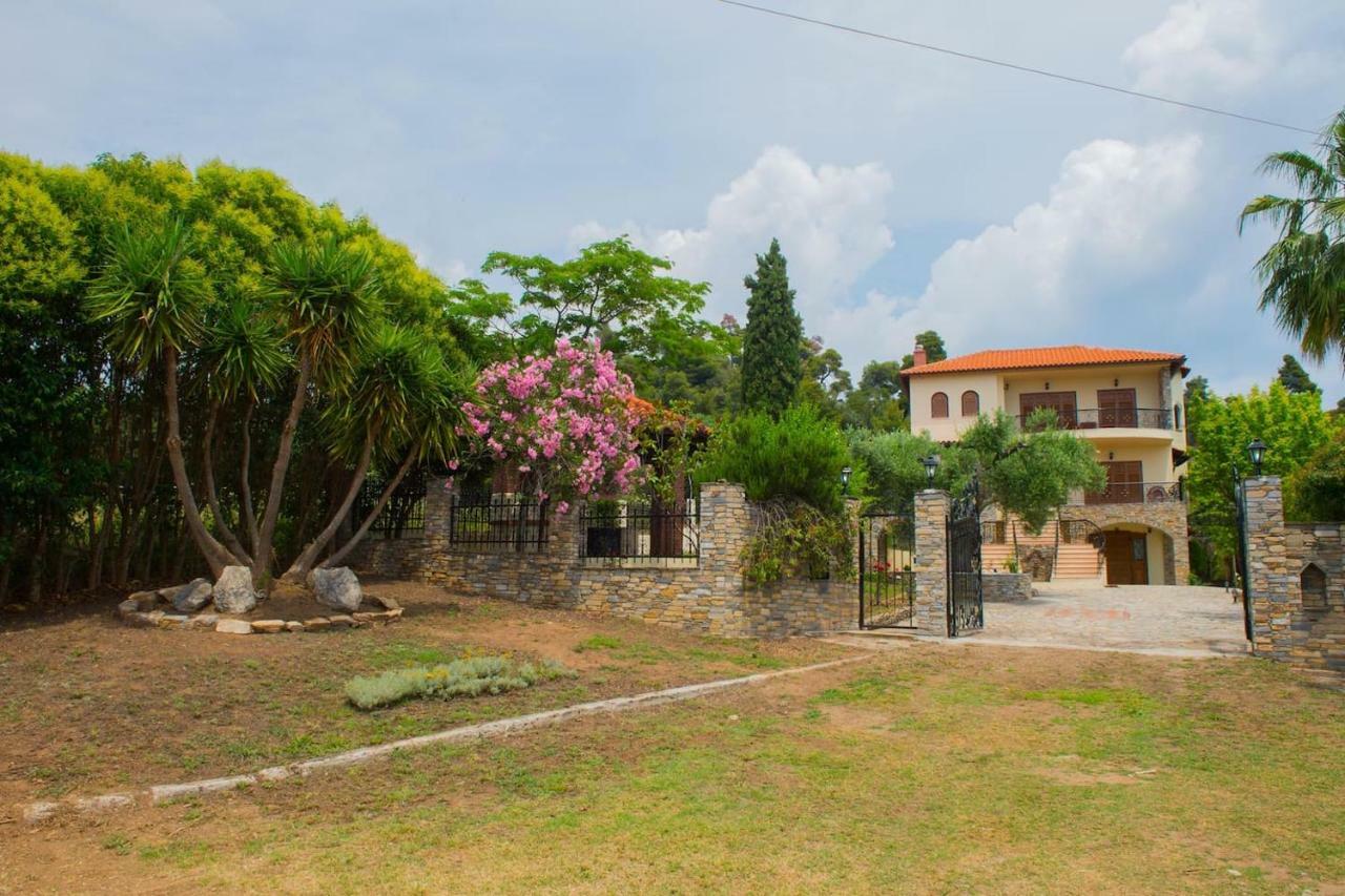 Villa Anna Nea Skioni Luaran gambar