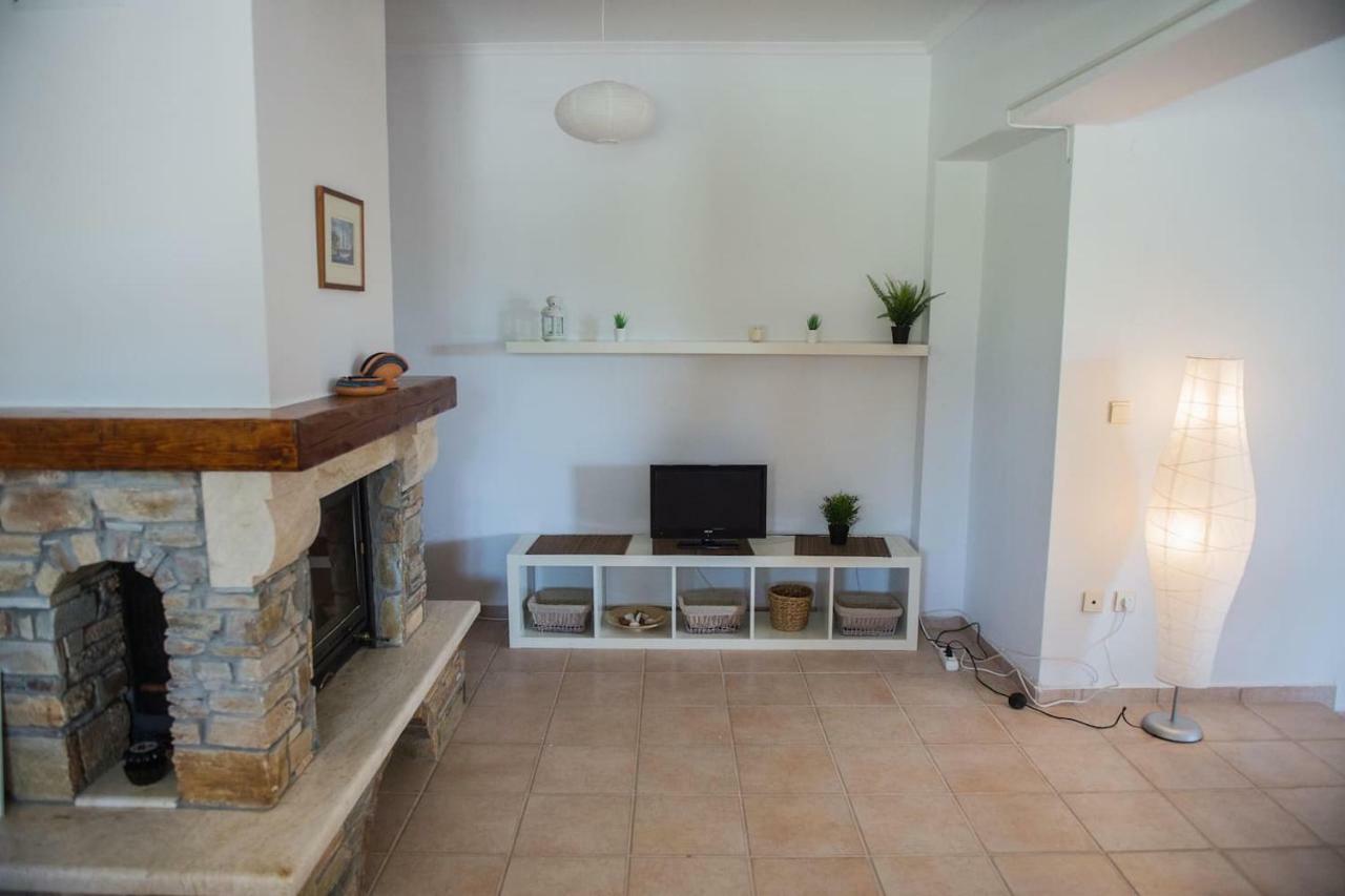 Villa Anna Nea Skioni Luaran gambar