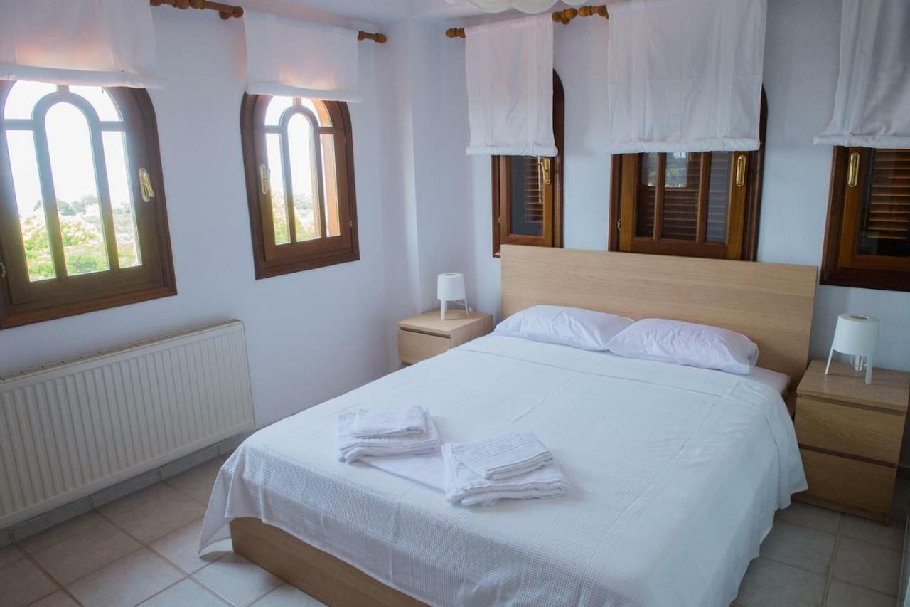 Villa Anna Nea Skioni Luaran gambar